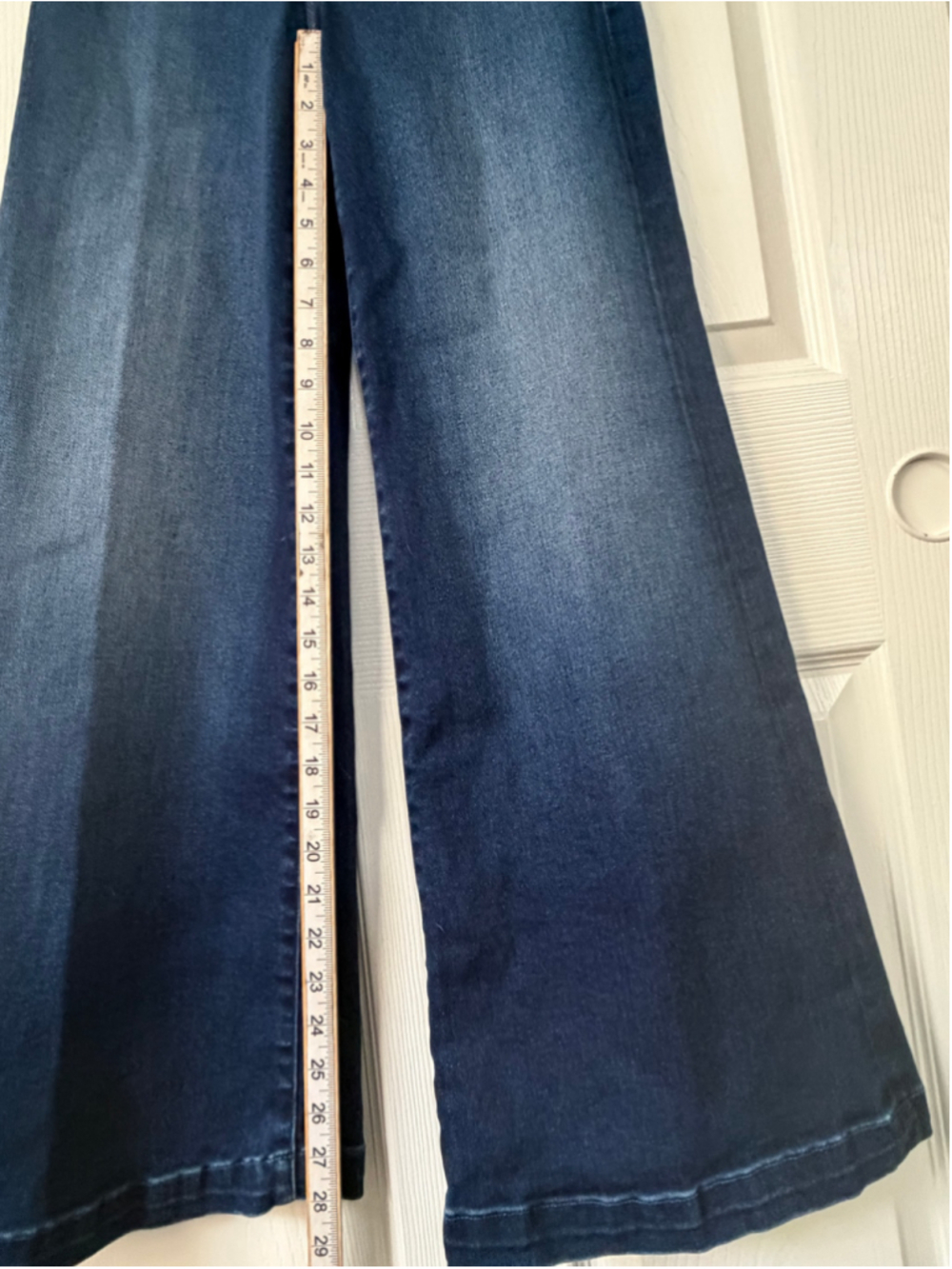 NWT MOTHER Lil’ Hustler Roller Patch Pocket Sneak Jeans 26 Petite wide leg - Picture 5 of 8